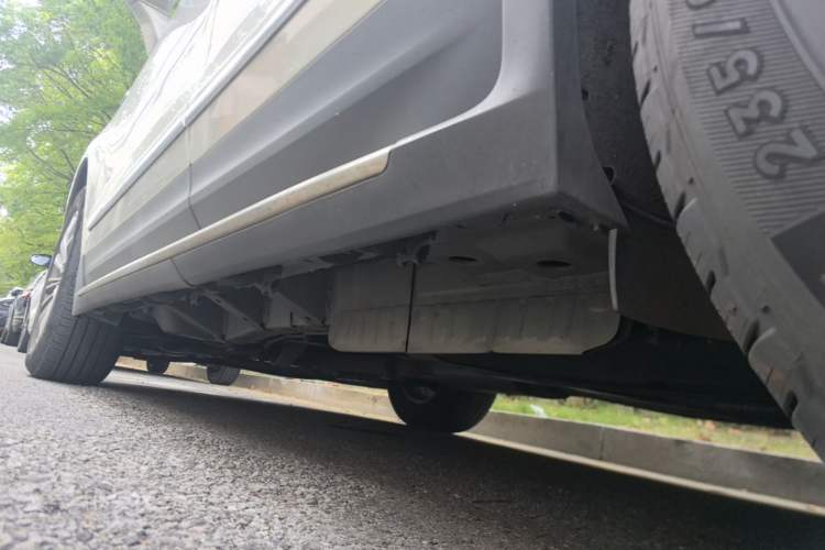 Used Cadillac XT5 2017 Anniversary Edition 25T Luxury Model Chassis Rear Left