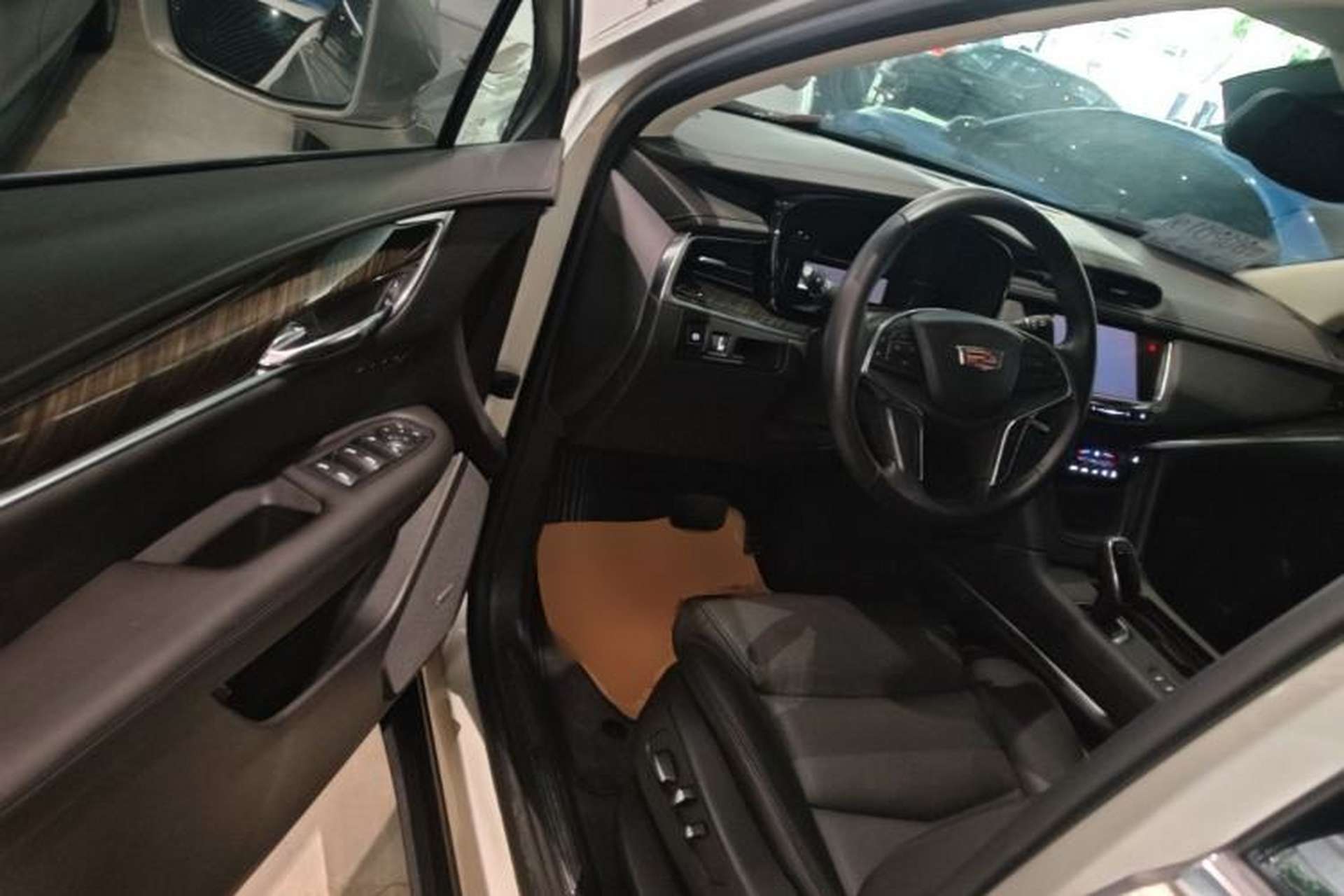 Used Cadillac XT5 2017 Anniversary Edition 28T Four-Wheel Drive Luxury Model Driver Seat