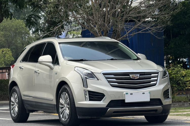 Used Cadillac XT5 2017 Anniversary Edition 28T Four-Wheel Drive Luxury Model Exterior 8