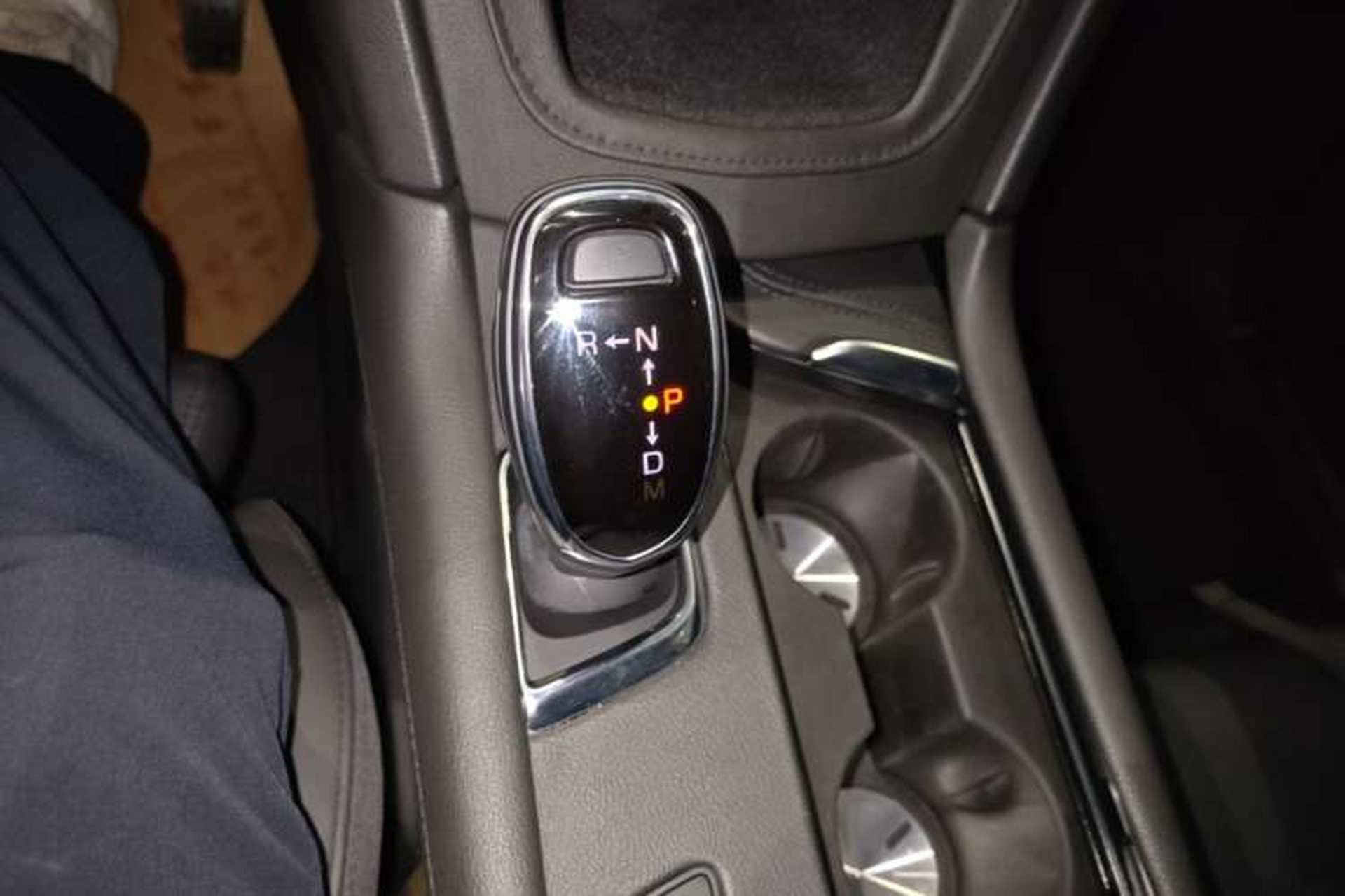 Used Cadillac XT5 2017 Anniversary Edition 28T Four-Wheel Drive Luxury Model Gear Lever