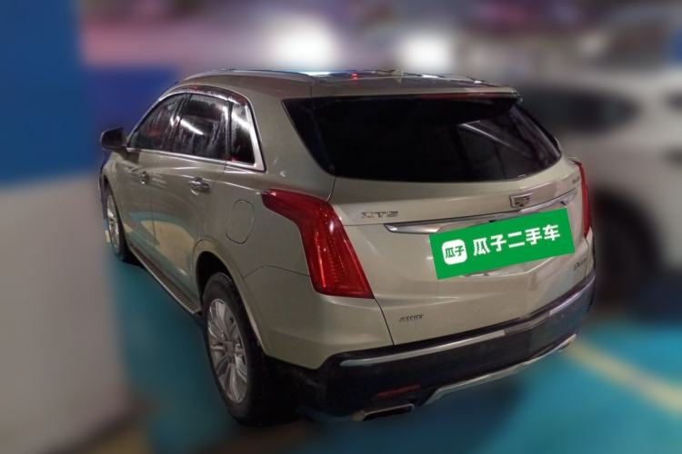 Used Cadillac XT5 2017 Anniversary Edition 28T Four-Wheel Drive Tech Model Rear Left 45 Deg