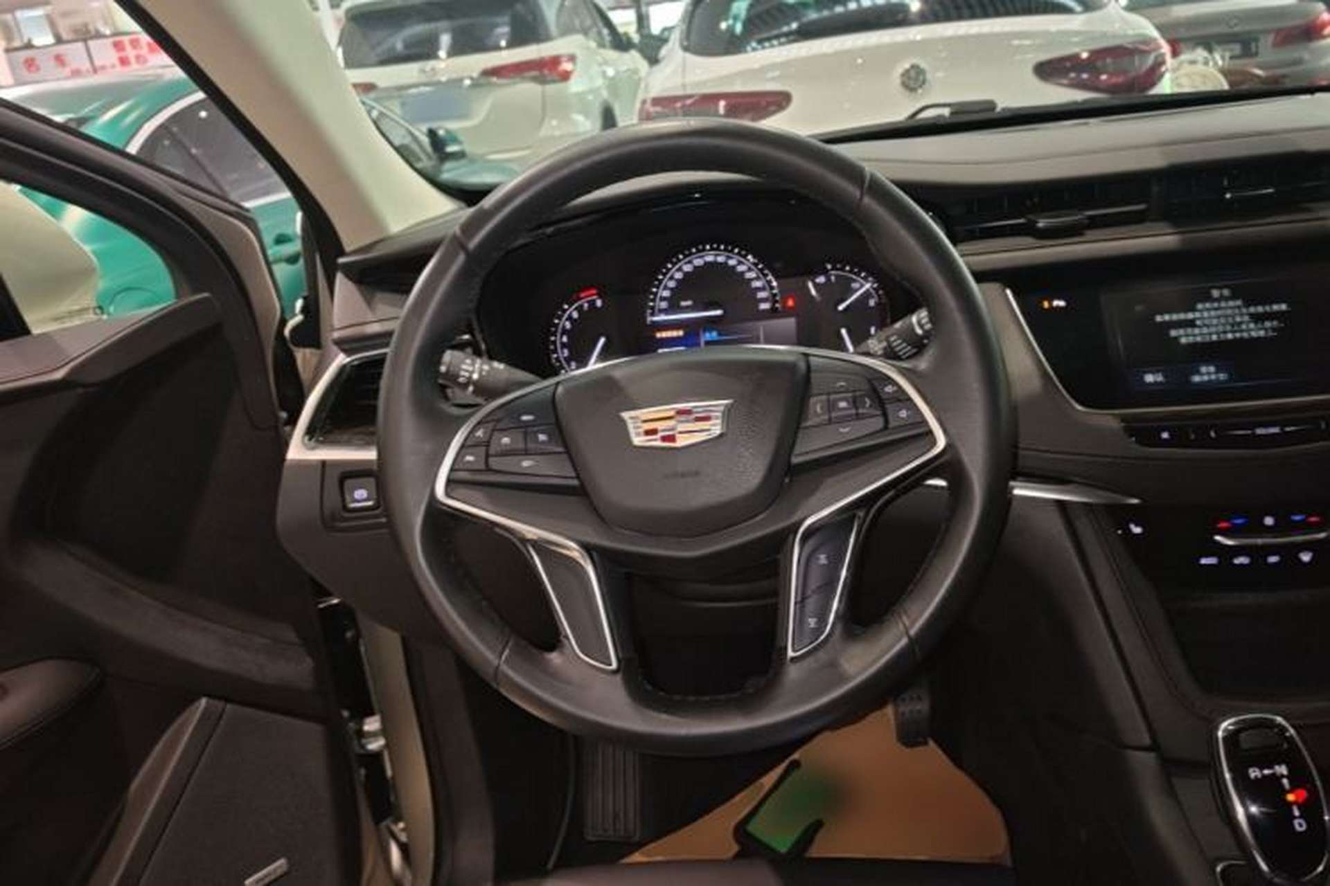 Used Cadillac XT5 2017 Anniversary Edition 28T Four-Wheel Drive Luxury Model Steering Wheel