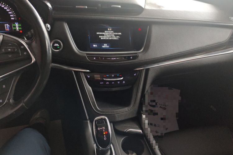 Used Cadillac XT5 2018 28E Four-Wheel Drive Tech Version Audio And AC Panel