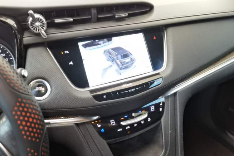 Used Cadillac XT5 2018 28E Four-Wheel Drive Leading Version Audio And AC Panel