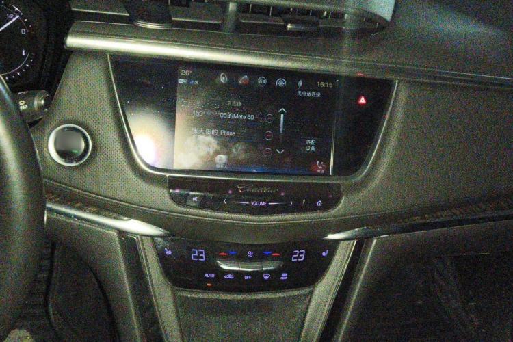 Used Cadillac XT5 2018 28E Four-Wheel Drive Tech Version Audio And AC Panel