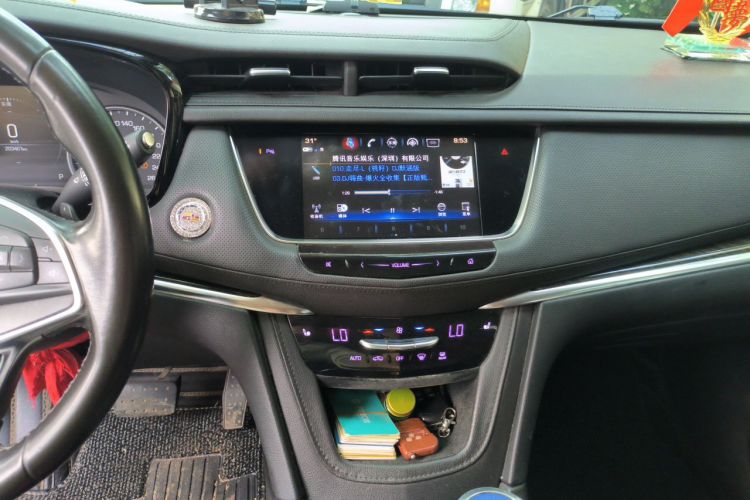 Used Cadillac XT5 2018 25T Luxury Model Audio And AC Panel