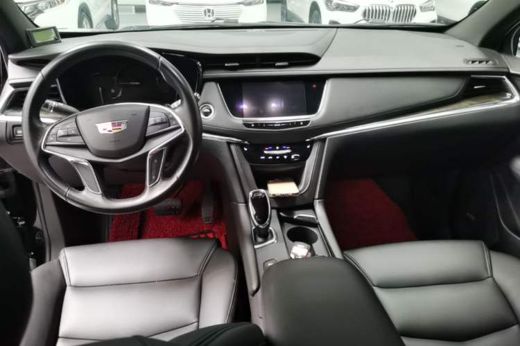 Used Cadillac XT5 2018 28E Four-Wheel Drive Tech Version Center Console
