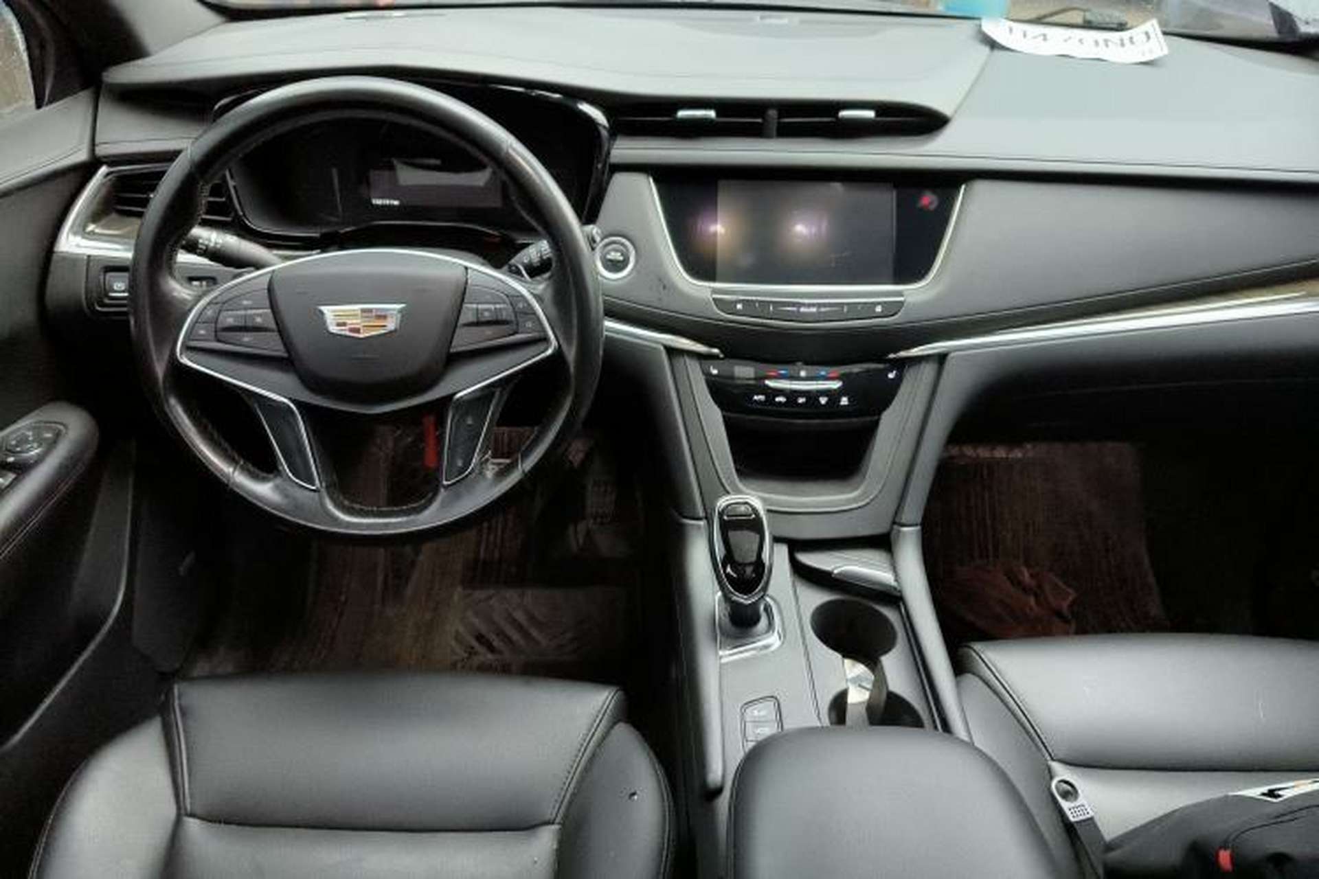 Used Cadillac XT5 2018 28E Four-Wheel Drive Tech Version Center Console
