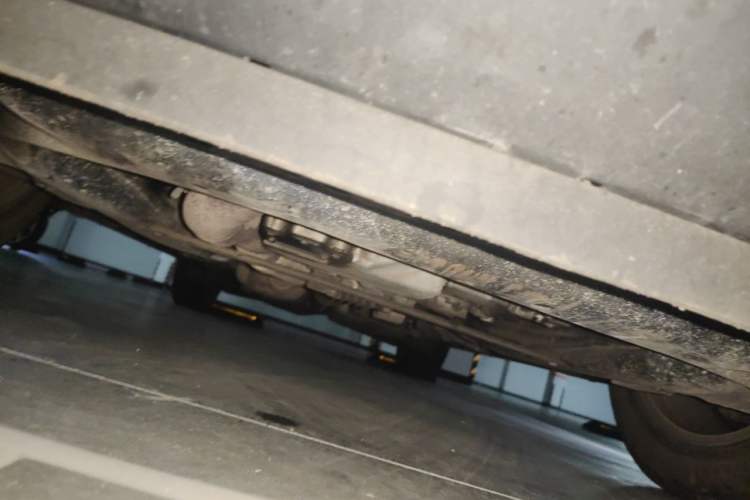 Used Cadillac XT5 2018 28E Four-Wheel Drive Tech Version Chassis Front
