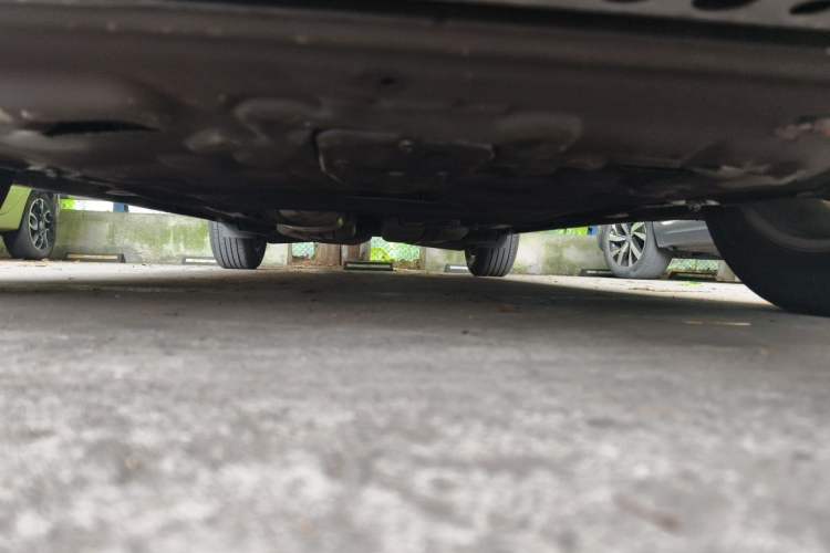 Used Cadillac XT5 2018 25T Tech Model Chassis Front