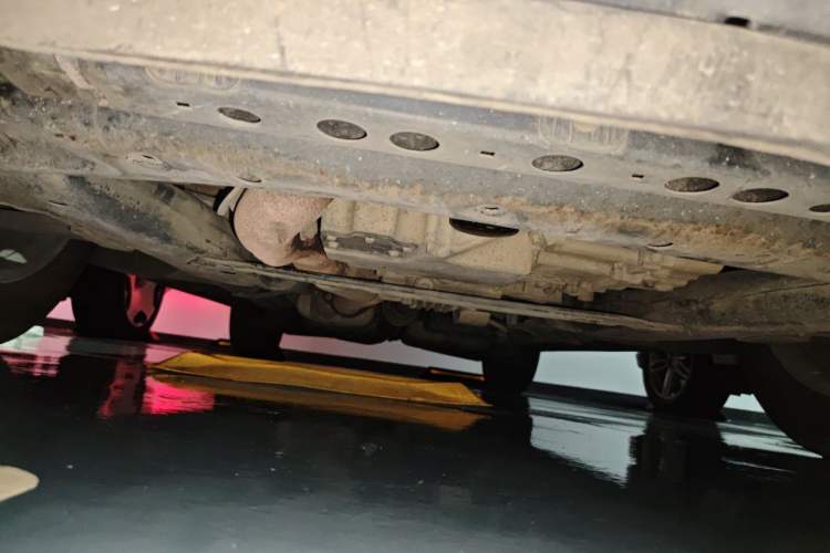 Used Cadillac XT5 2018 28E Four-Wheel Drive Tech Version Chassis Front