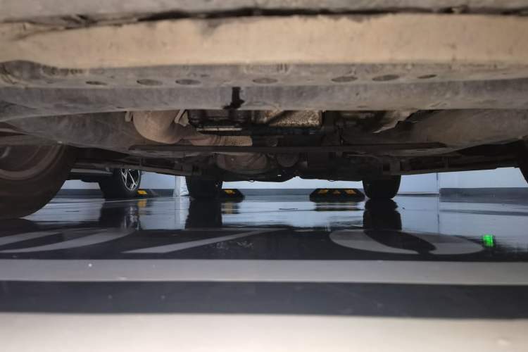 Used Cadillac XT5 2018 28T Four-Wheel Drive Luxury Model Chassis Front