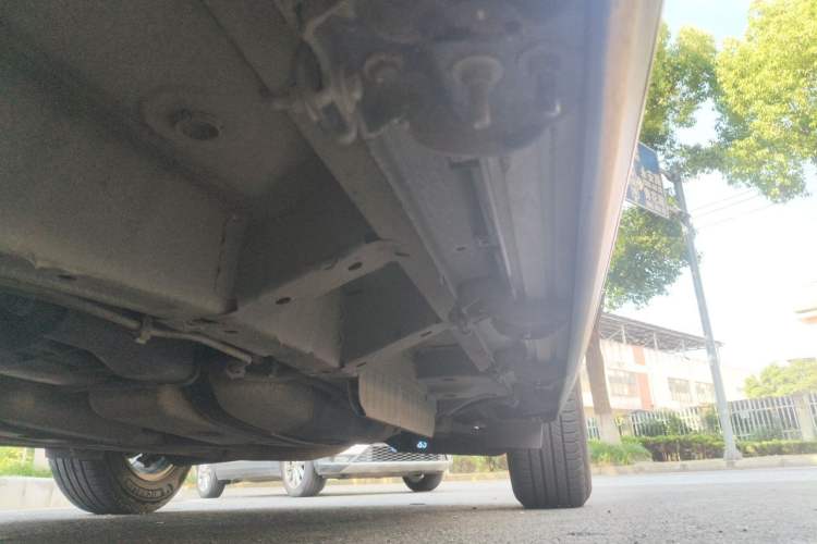 Used Cadillac XT5 2018 25T Luxury Model Chassis Front Left