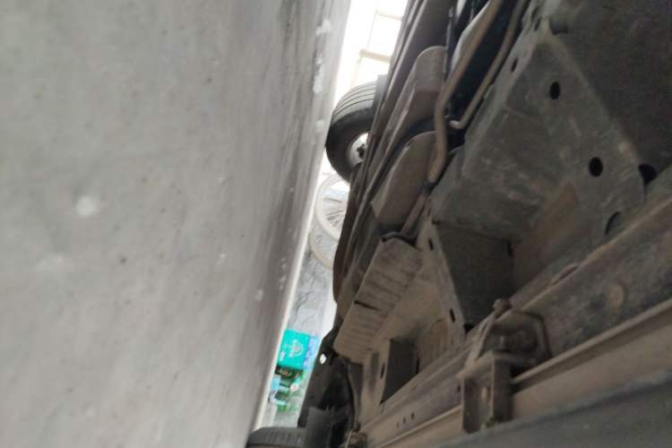 Used Cadillac XT5 2018 28E Four-Wheel Drive Tech Version Chassis Front Left