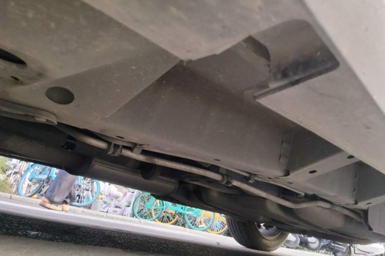 Used Cadillac XT5 2018 28E 4x4 Platinum Edition Chassis Front Left