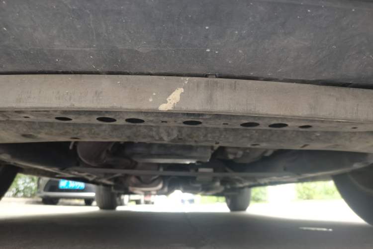 Used Cadillac XT5 2018 25T Luxury Model Chassis Front