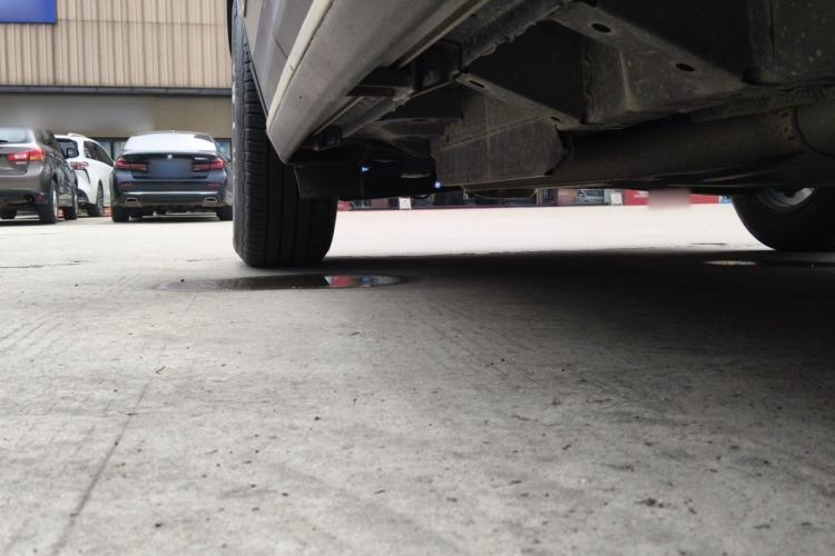 Used Cadillac XT5 2018 25T Luxury Model Chassis Front Right