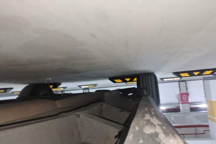 Used Cadillac XT5 2018 28T Four-Wheel Drive Luxury Model Chassis Front Right