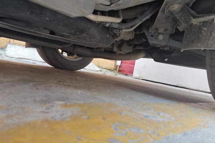 Used Cadillac XT5 2018 28E Four-Wheel Drive Tech Version Chassis Rear Left