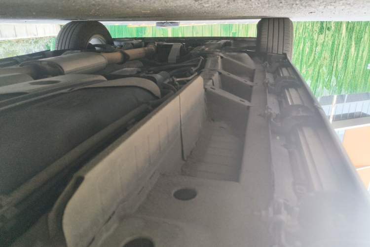 Used Cadillac XT5 2018 25T Luxury Model Chassis Rear Left