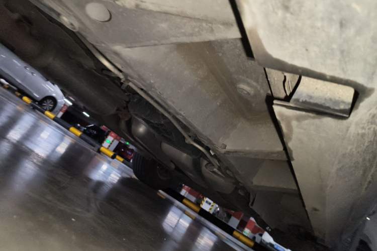 Used Cadillac XT5 2018 25T Luxury Model Chassis Rear Left