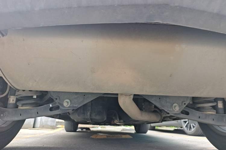 Used Cadillac XT5 2018 25T Luxury Model Chassis Rear