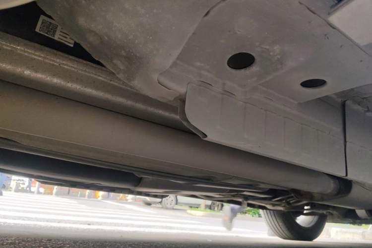 Used Cadillac XT5 2018 28E 4x4 Platinum Edition Chassis Rear Right