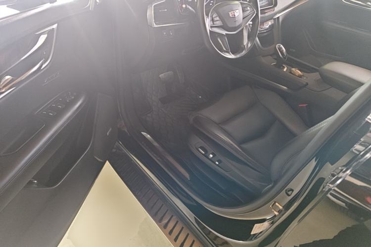 Used Cadillac XT5 2018 28T Four-Wheel Drive Luxury Model Driver Seat