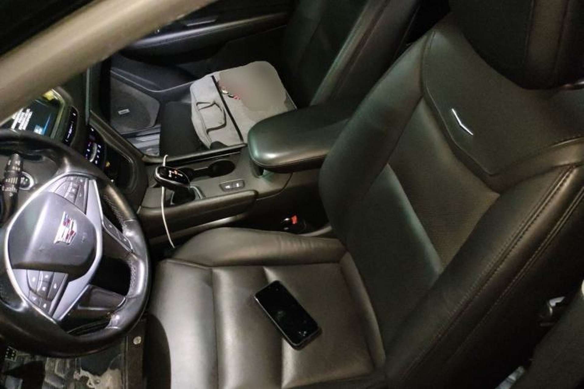 Used Cadillac XT5 2018 25T Luxury Model Driver Seat