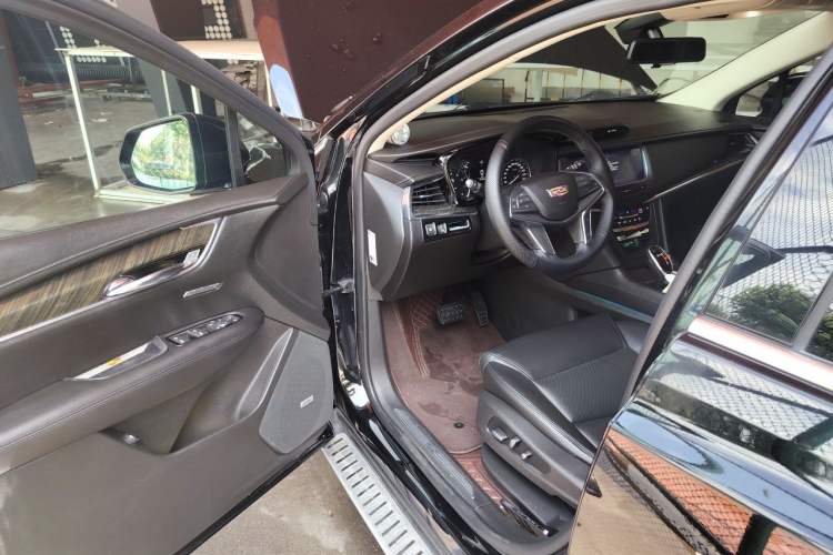 Used Cadillac XT5 2018 28T Four-Wheel Drive Luxury Model Driver Seat