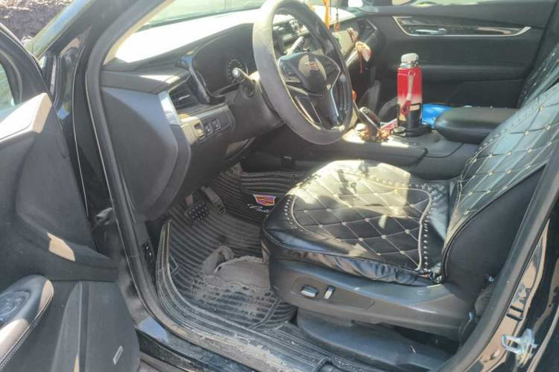 Used Cadillac XT5 2018 25T Luxury Model Driver Seat