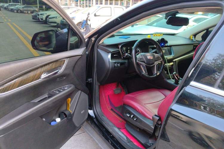 Used Cadillac XT5 2018 28T Four-Wheel Drive Luxury Model Driver Seat