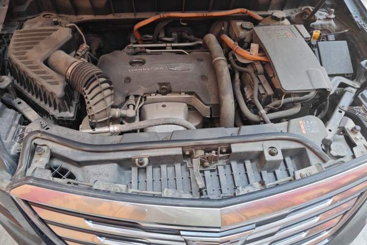 Used Cadillac XT5 2018 28E Four-Wheel Drive Tech Version Engine Bay