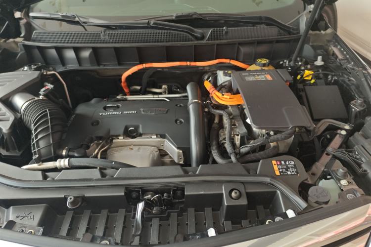 Used Cadillac XT5 2018 28E Four-Wheel Drive Tech Version Engine Bay