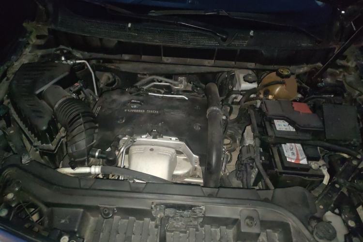 Used Cadillac XT5 2018 28T Four-Wheel Drive Luxury Model Engine Bay