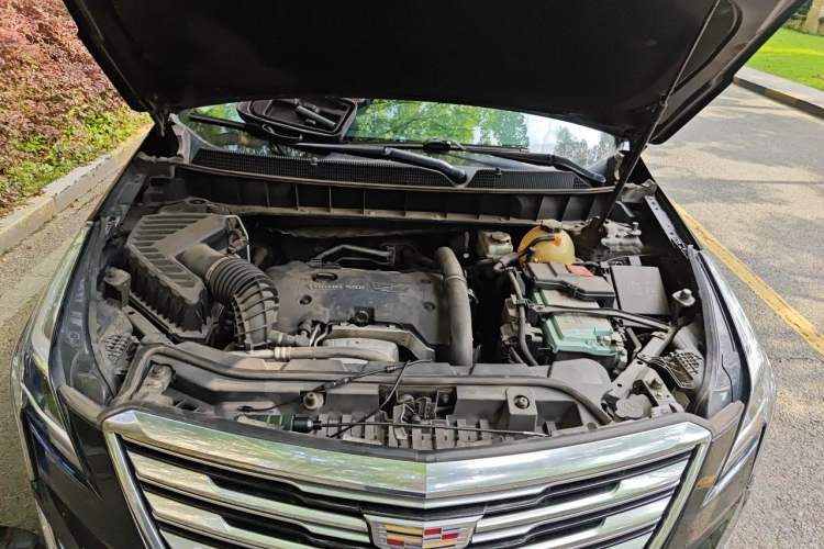 Used Cadillac XT5 2018 28T Four-Wheel Drive Luxury Model Engine Bay