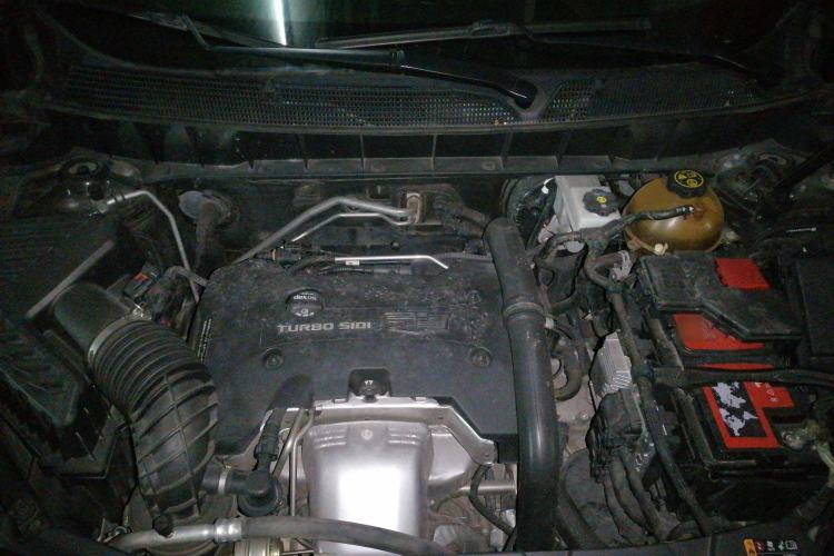 Used Cadillac XT5 2018 25T Luxury Model Engine Bay