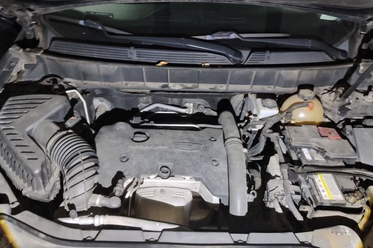 Used Cadillac XT5 2018 28T Four-Wheel Drive Luxury Model Engine Bay