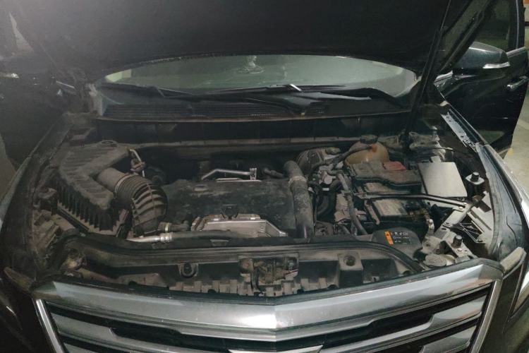Used Cadillac XT5 2018 25T Luxury Model Engine Bay