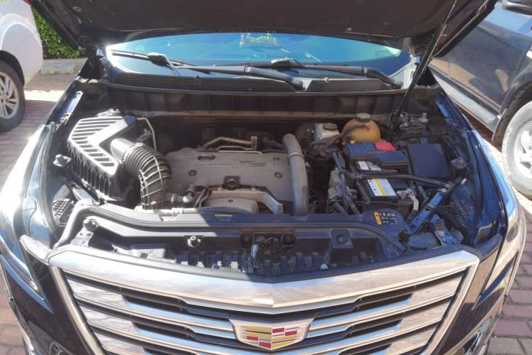 Used Cadillac XT5 2018 28T Four-Wheel Drive Luxury Model Engine Bay
