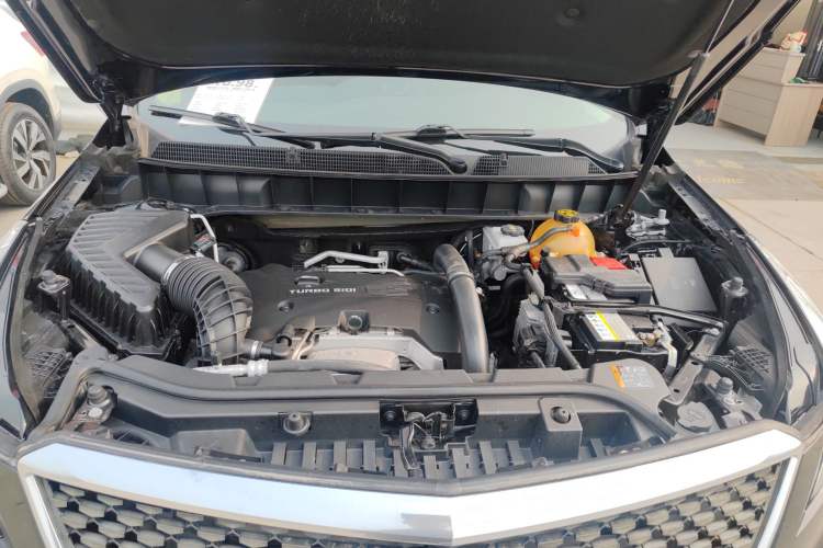 Used Cadillac XT5 2018 28T Four-Wheel Drive Luxury Model Engine Bay