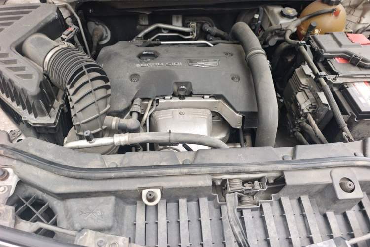 Used Cadillac XT5 2018 28T Four-Wheel Drive Luxury Model Engine Bay