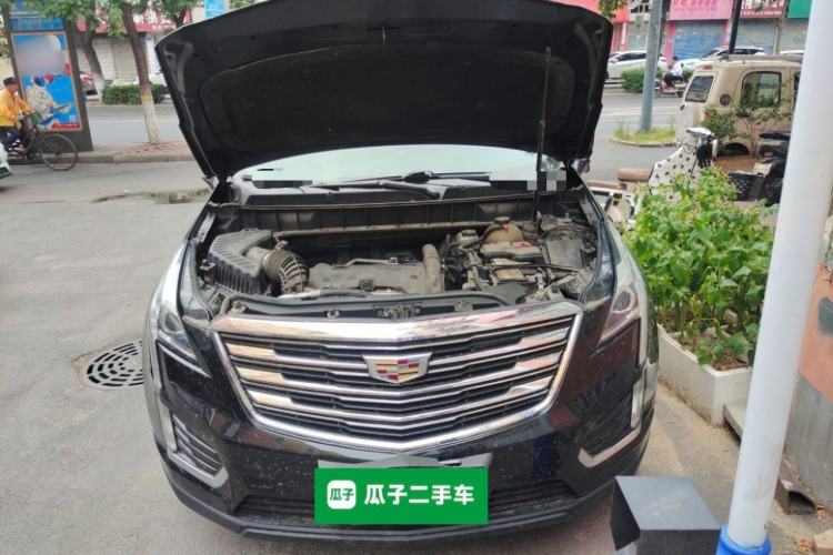 Used Cadillac XT5 2018 25T Luxury Model Engine Bay