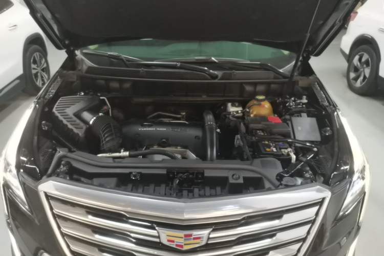 Used Cadillac XT5 2018 28T Four-Wheel Drive Luxury Model Engine Bay