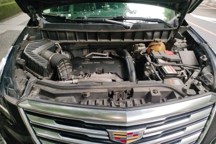 Used Cadillac XT5 2018 28T Four-Wheel Drive Luxury Model Engine Bay