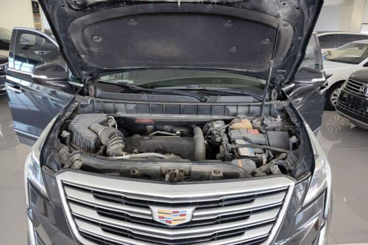 Used Cadillac XT5 2018 28T Four-Wheel Drive Luxury Model Engine Bay