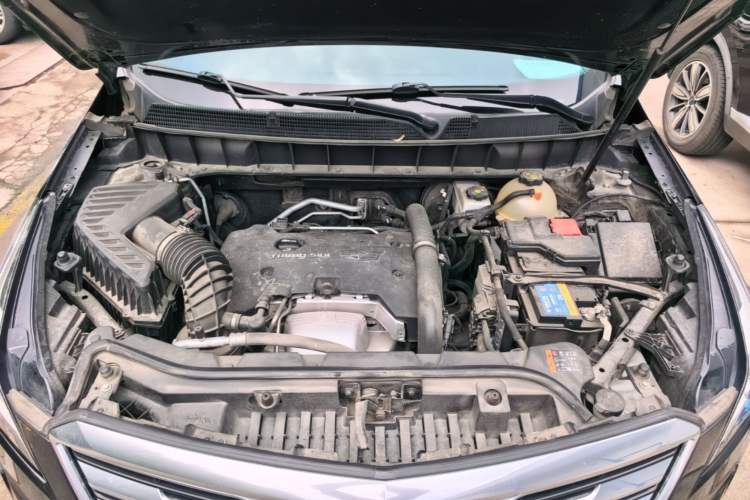 Used Cadillac XT5 2018 25T Luxury Model Engine Bay