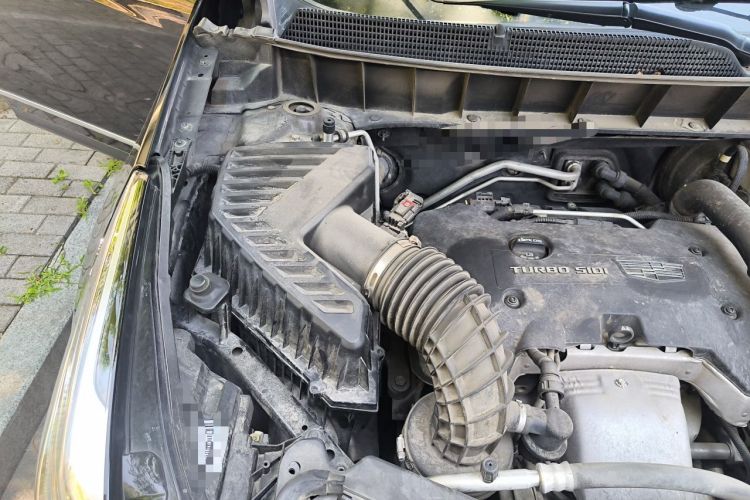 Used Cadillac XT5 2018 25T Luxury Model Engine Bay Right