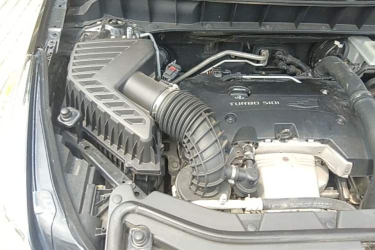 Used Cadillac XT5 2018 25T Luxury Model Engine Bay Right