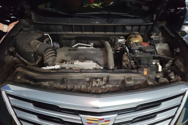 Used Cadillac XT5 2018 28T Four-Wheel Drive Luxury Model Engine Bay